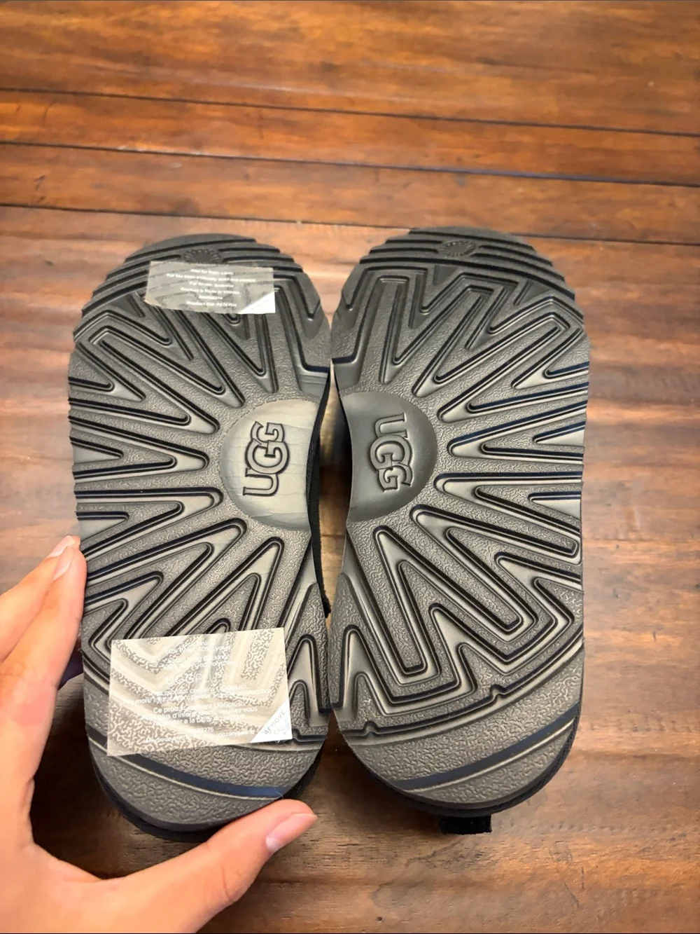 UGG Black Slippers kids US 5 SW